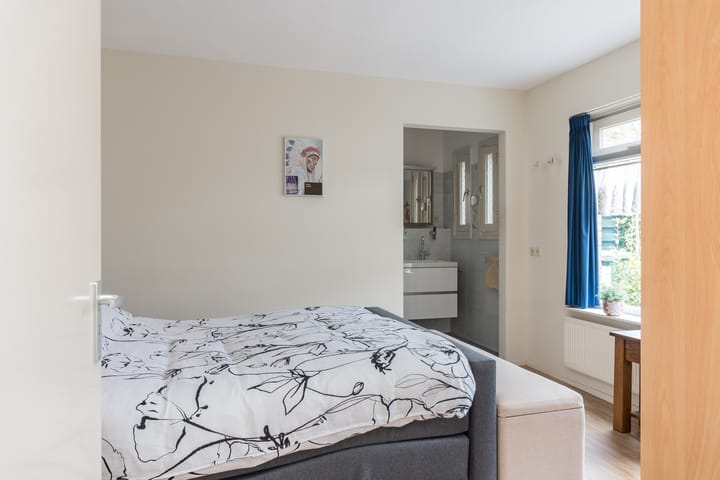 Photo 18 of Aarnout Drostdreef 16