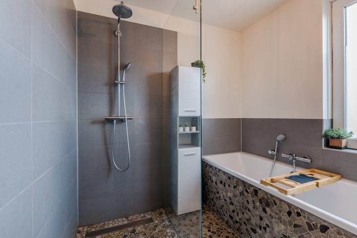 Photo 4 of Meikers 20