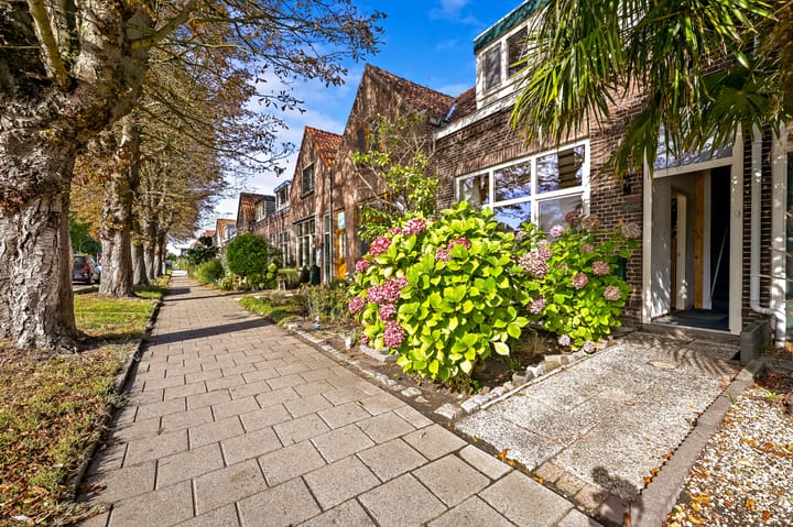 Photo 2 of Woudseweg 74