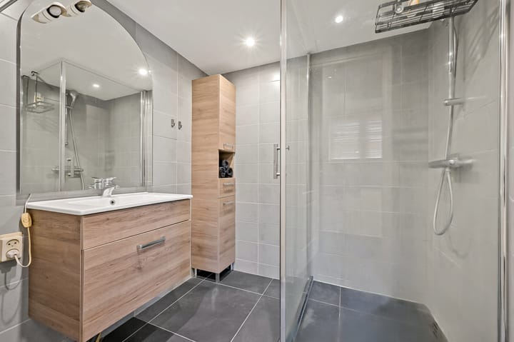 Photo 5 of Woudseweg 74