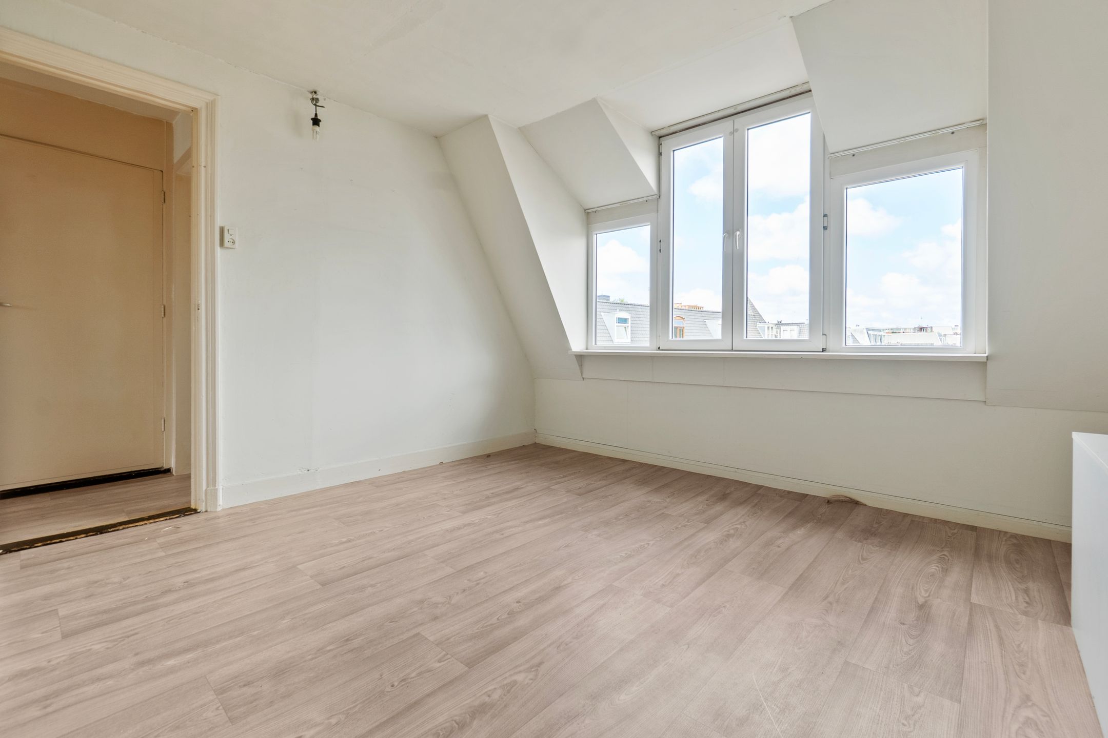 Foto 21 van Van Egmondstraat 12