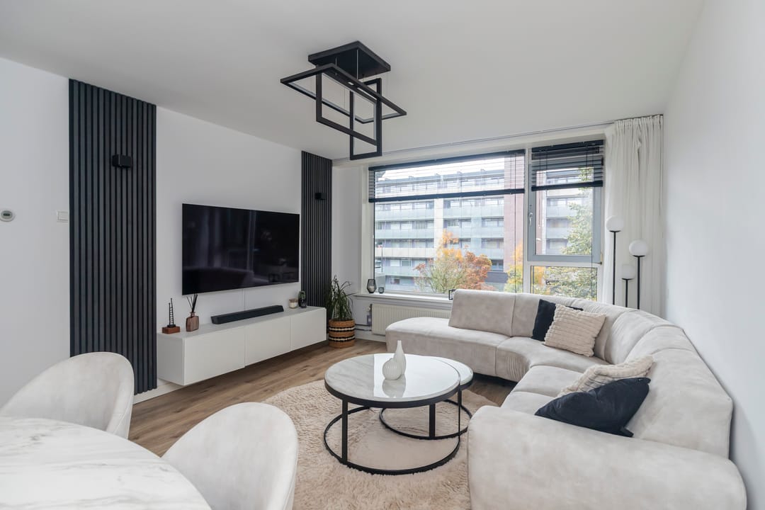 Photo 1 of Gravin Juliana van Stolberglaan 518