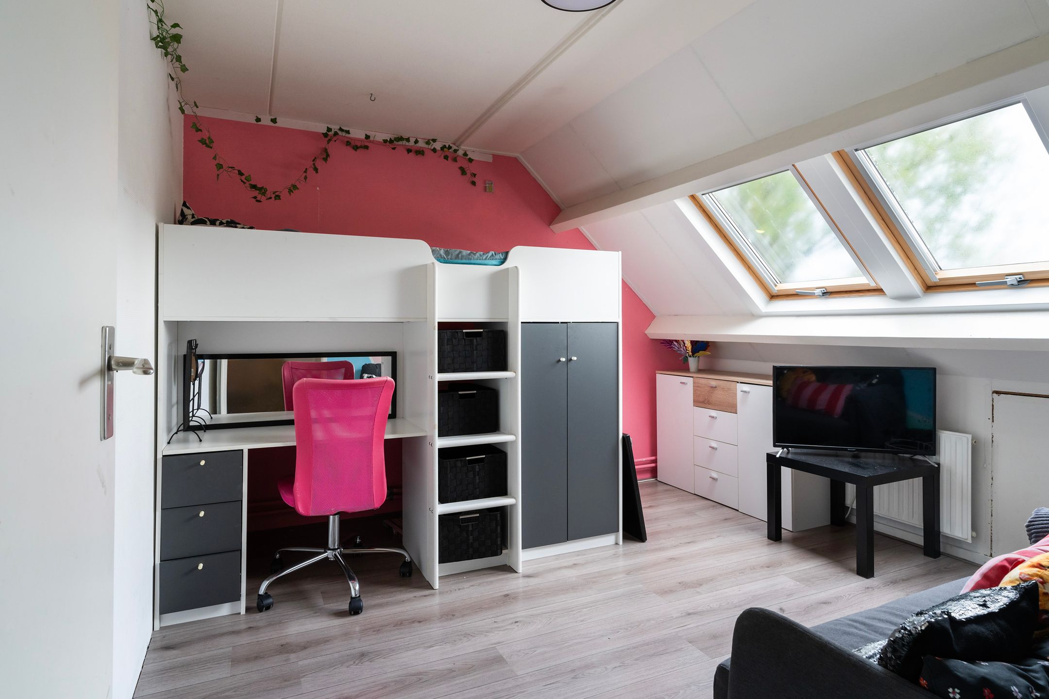 Foto 21 van Tulipastrjitte 34