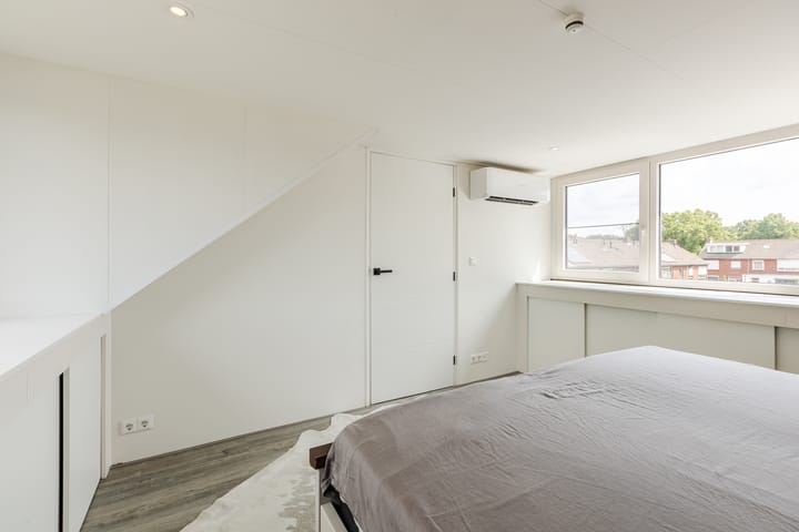 Foto 43 van Lisztstraat 34