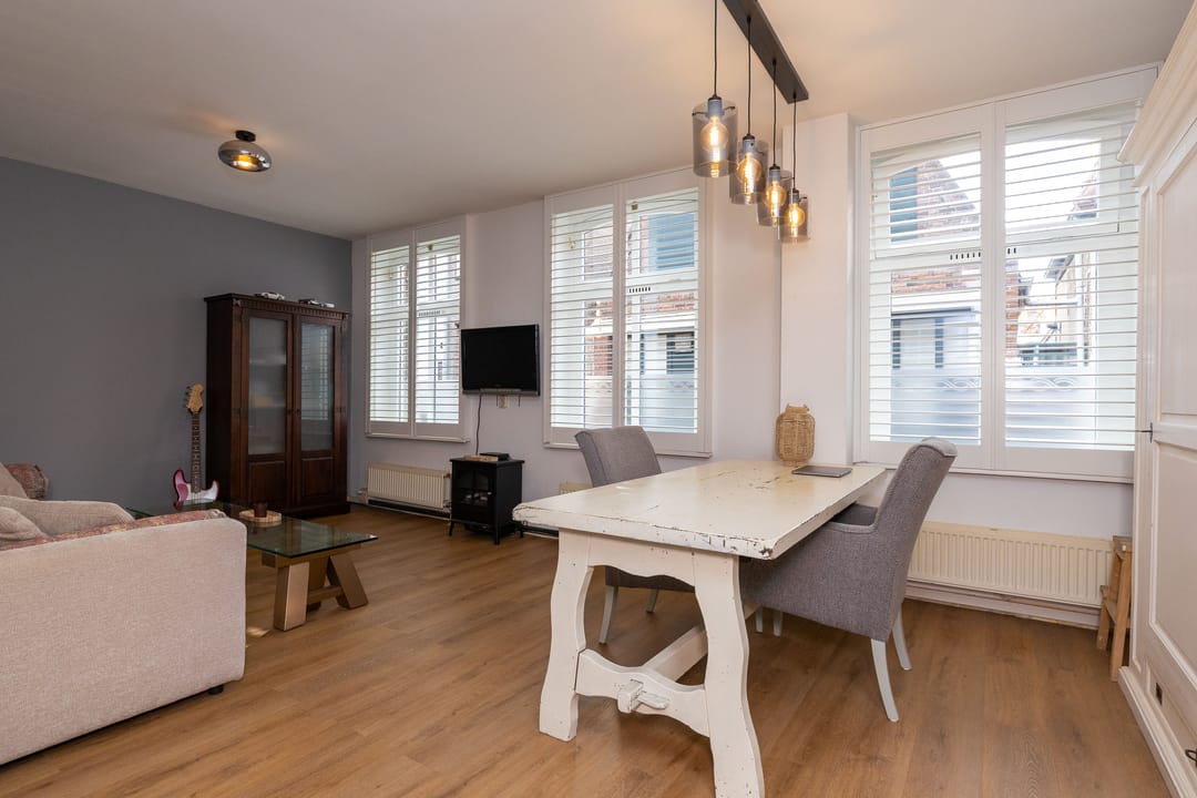 Photo 8 of Leliestraat 4-A