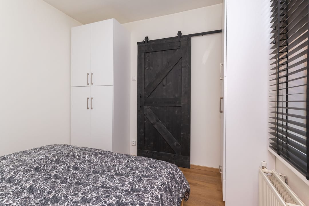 Photo 13 of Leliestraat 4-A