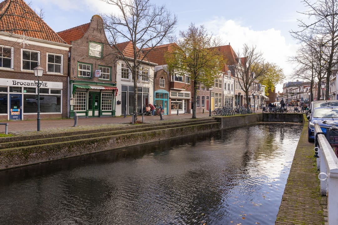 Photo 23 of Leliestraat 4-A