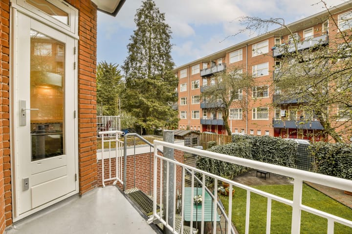 Foto 18 van Baetostraat 7-H