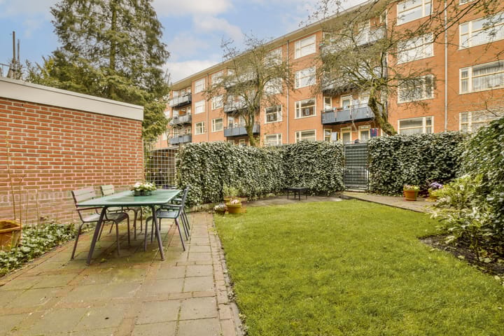 Foto 19 van Baetostraat 7-H