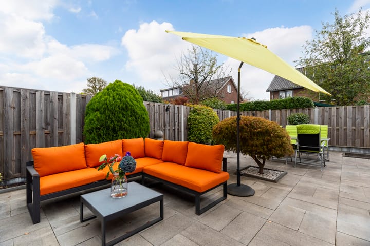 Photo 19 of Oranjestraat 17