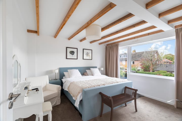 Photo 24 of Oranjestraat 17