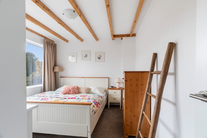 Photo 28 of Oranjestraat 17