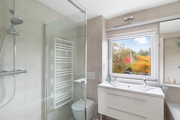 Photo 32 of Oranjestraat 17