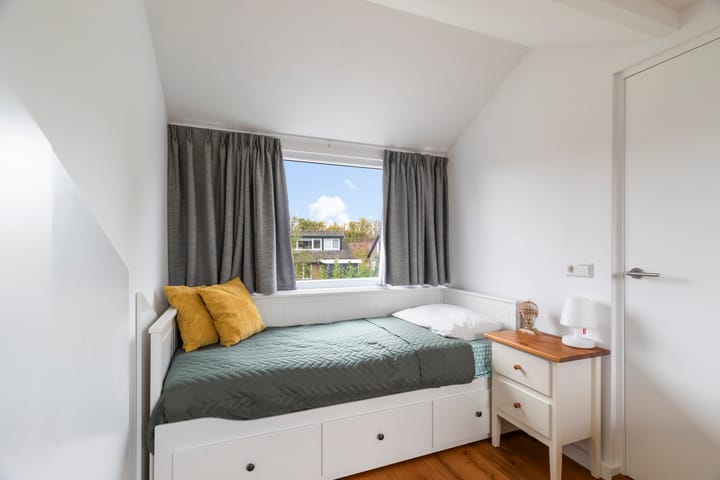 Photo 38 of Oranjestraat 17