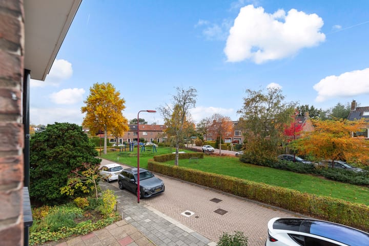 Photo 42 of Oranjestraat 17