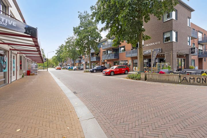 Photo 32 of Doctor Heijmanstraat 8