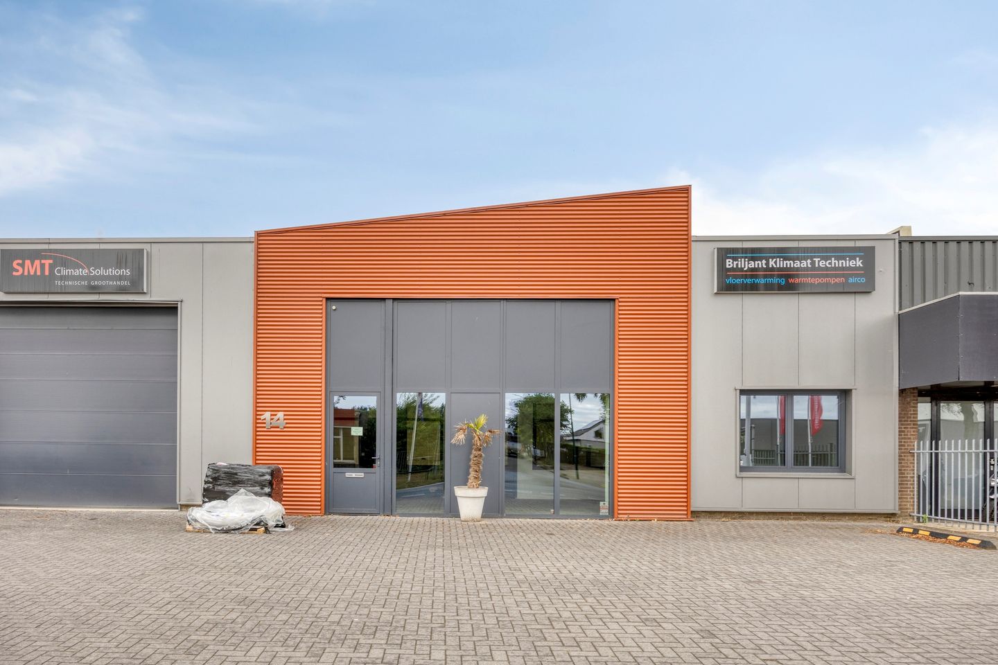 Bekijk foto 1 van Lange Beijerd 14