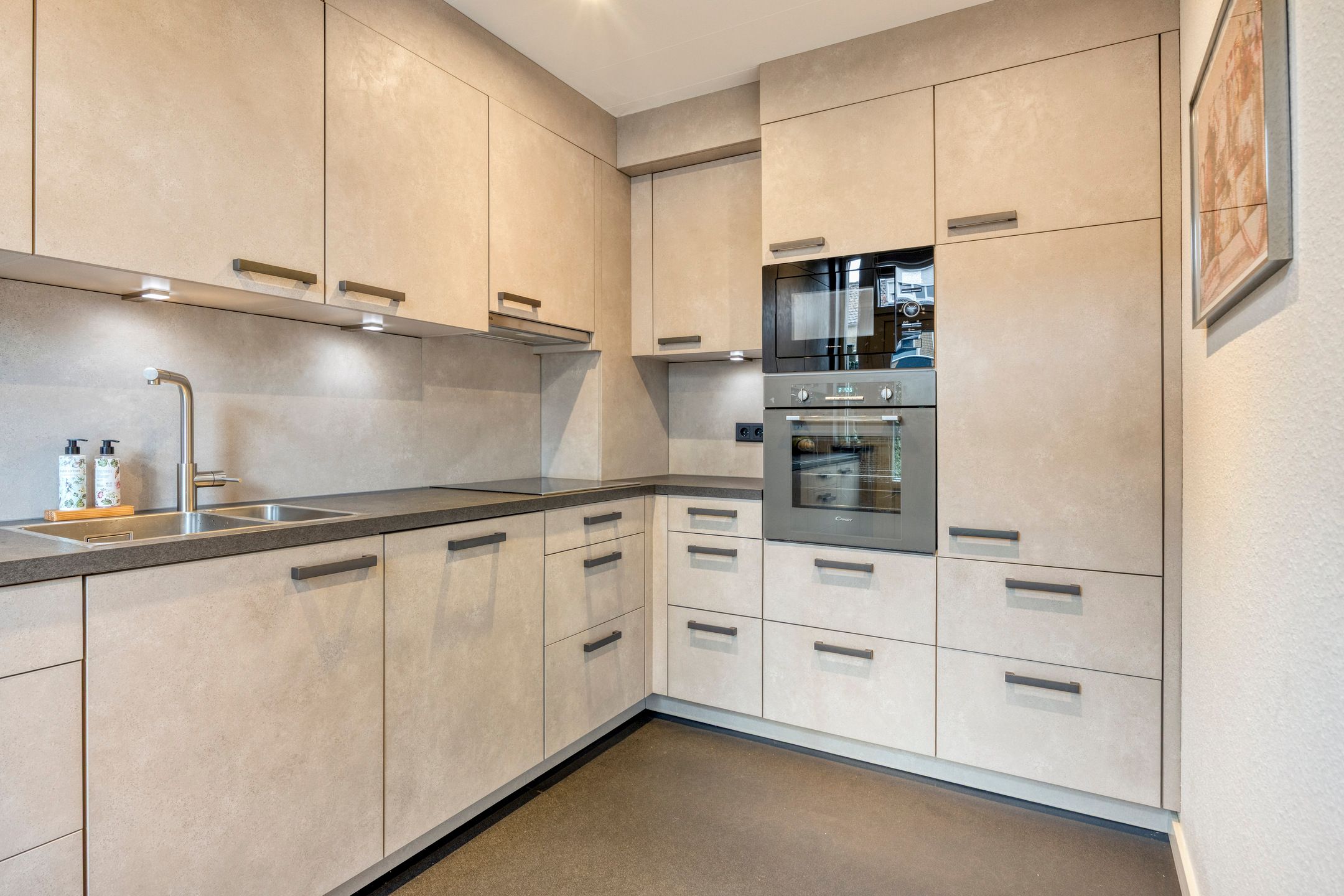 Foto 3 van Geyaartsborg 16