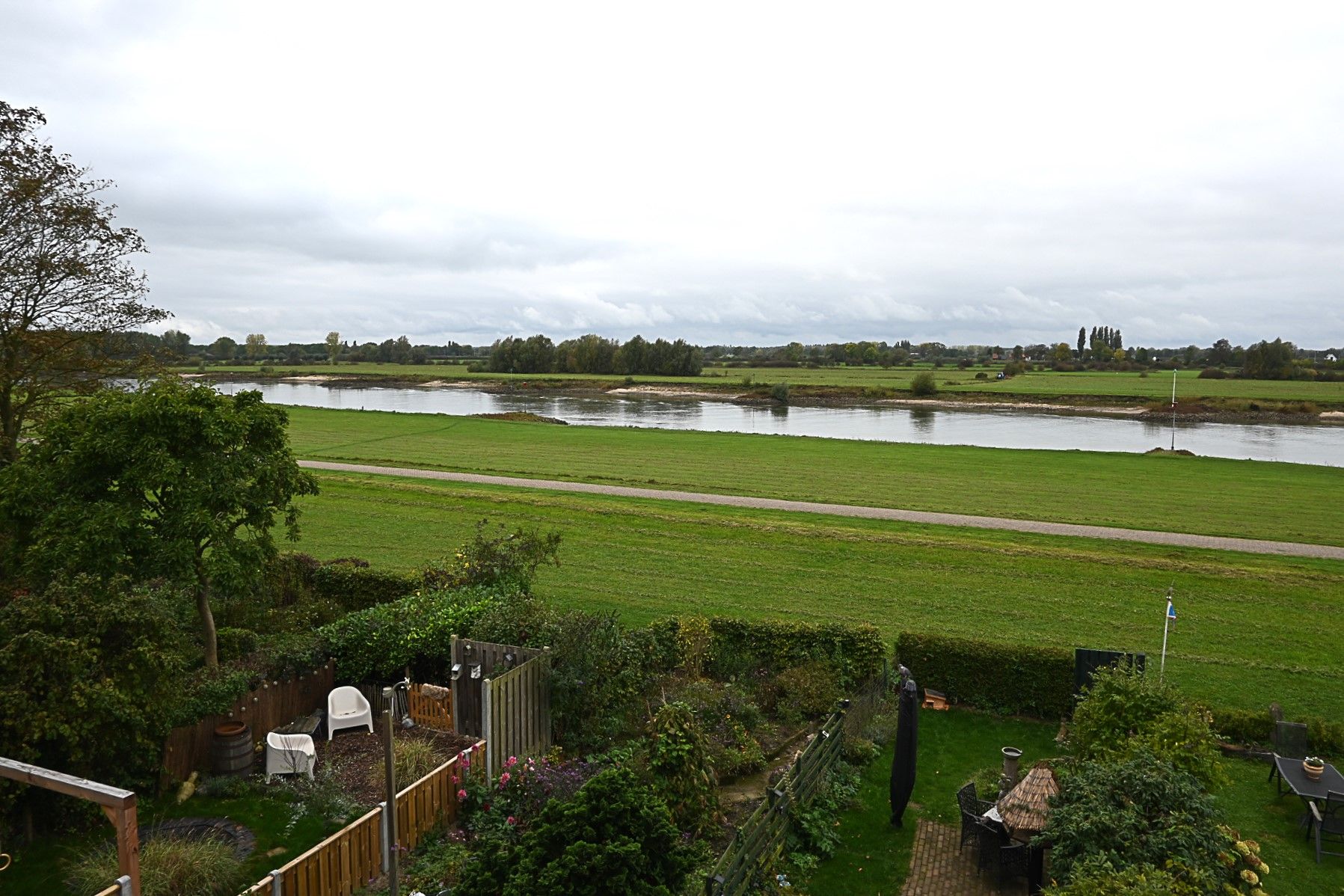 Photo 27 of De Waarden 243