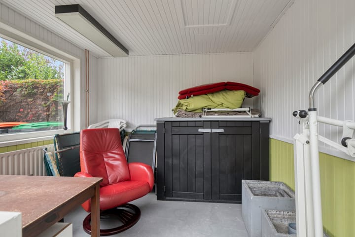 Photo 14 of Prins Hendrikstraat 35