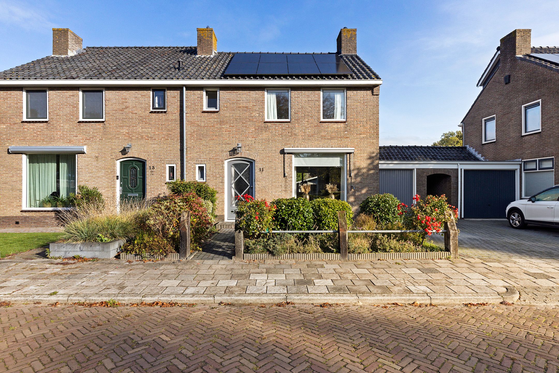 Anna van Ewsumstraat 11 