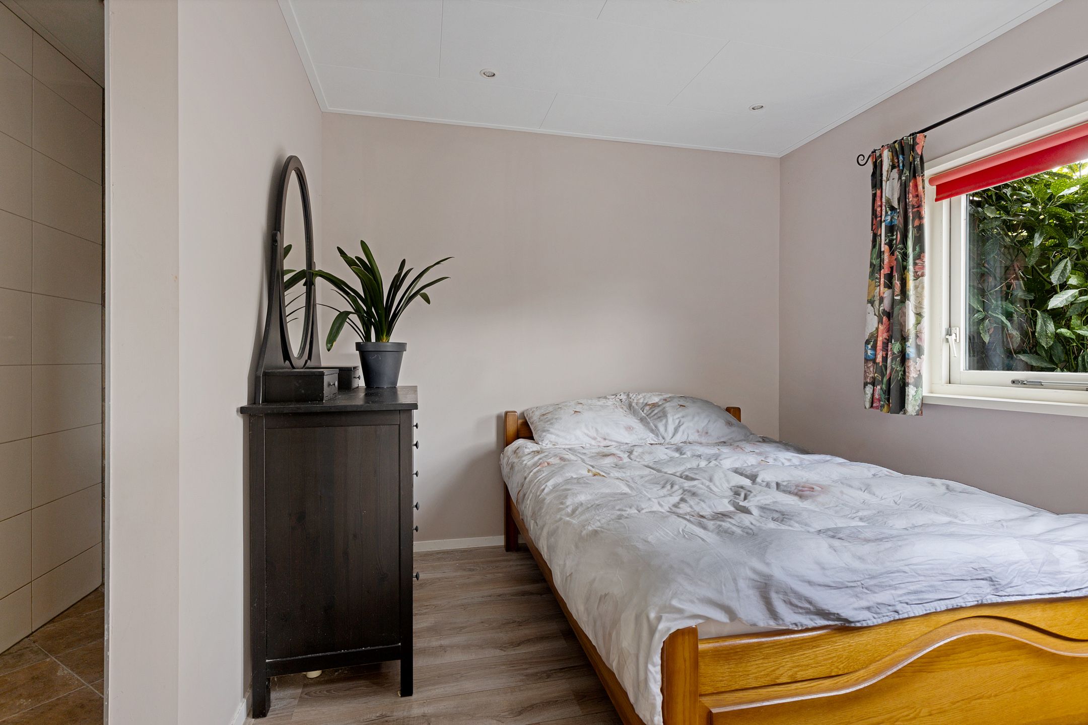 Foto 15 van Anna van Ewsumstraat 11