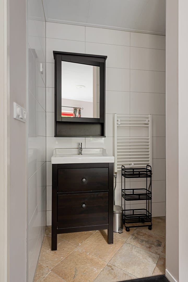 Photo 17 of Anna van Ewsumstraat 11