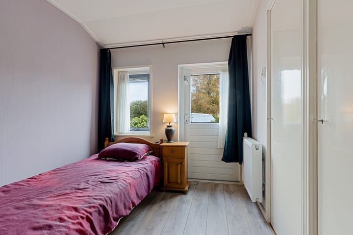 Photo 23 of Anna van Ewsumstraat 11