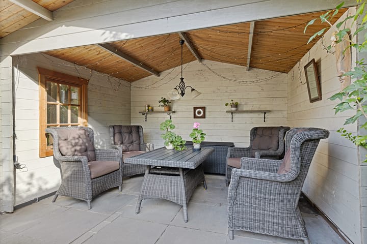 Photo 32 of Anna van Ewsumstraat 11