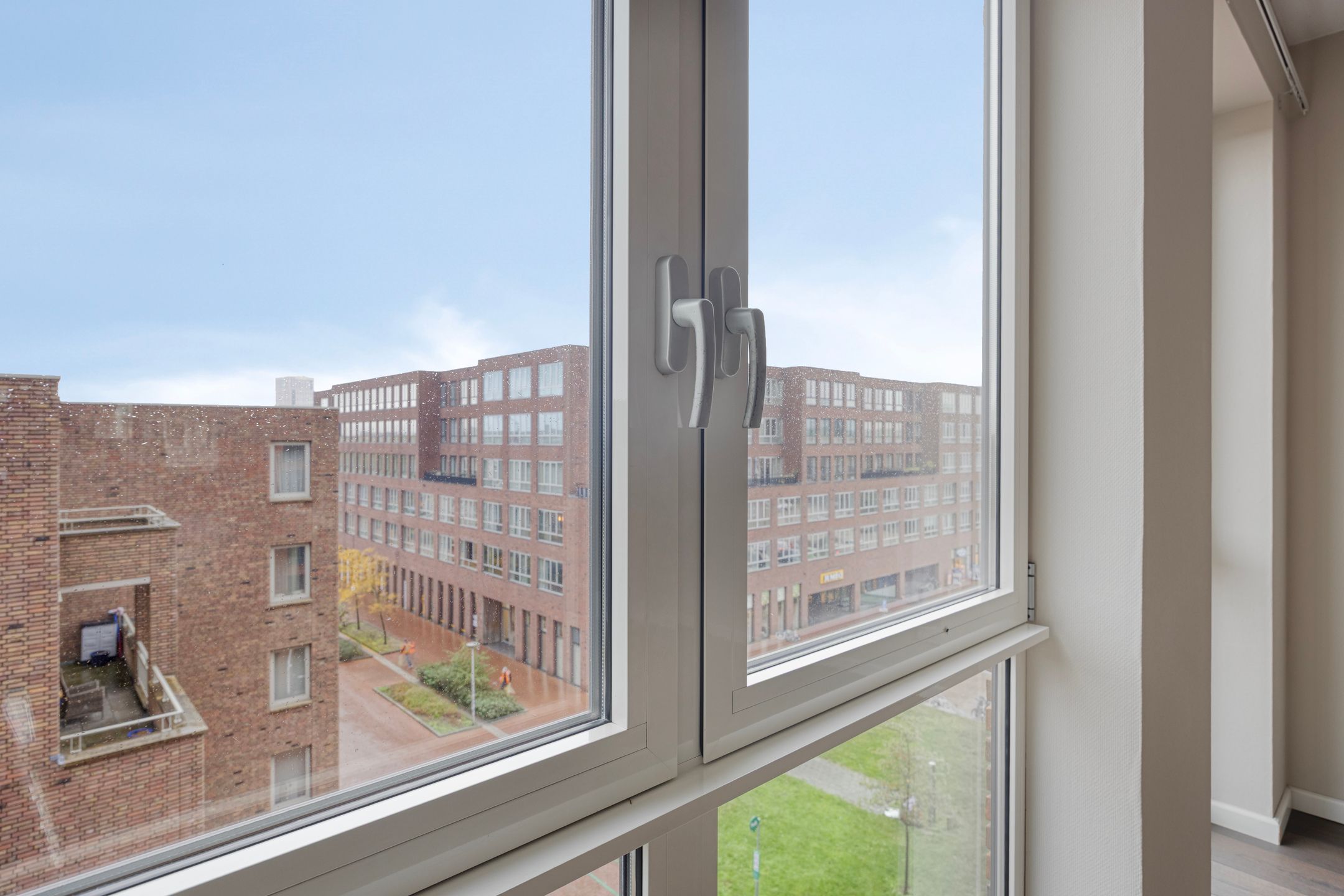 Photo 12 of IJsvogelpassage 44