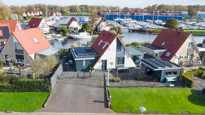 Foto 1 van van Nahuysweg 29