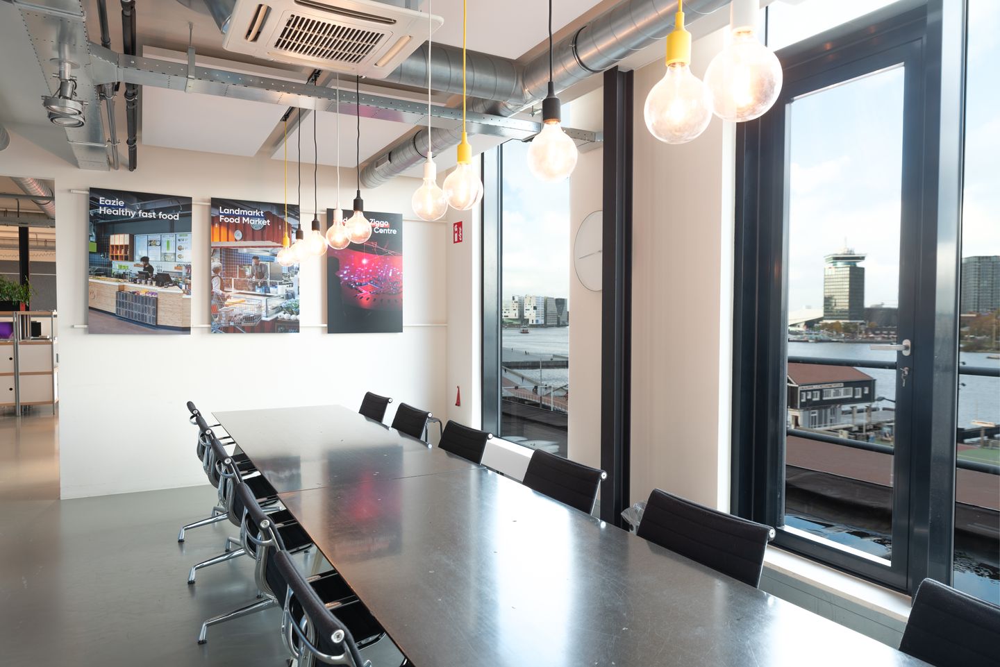 Bekijk foto 4 van De Ruijterkade 113