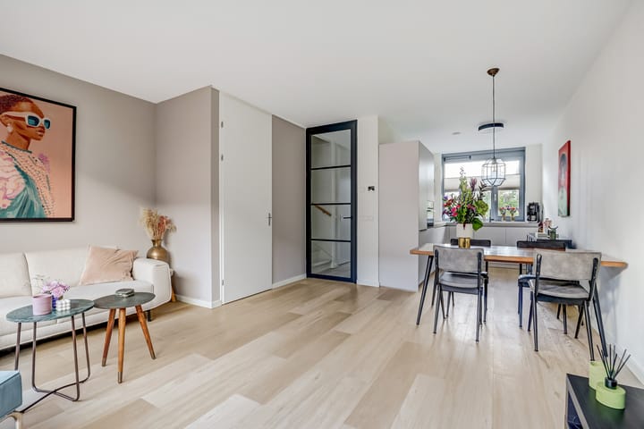 Foto 8 van Ericastraat 20