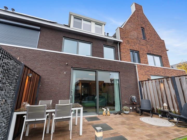 Photo 28 of Arsenaalstraat 3