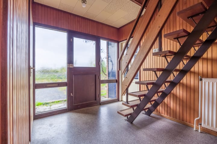 Photo 5 of Bloemenstraat 52