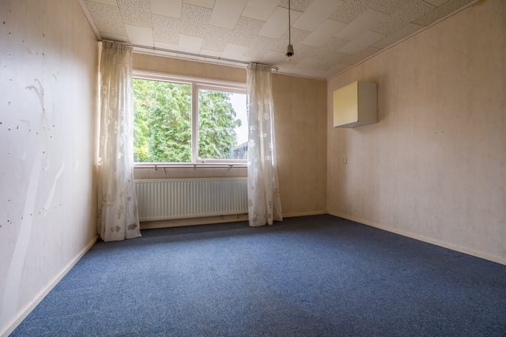 Photo 13 of Bloemenstraat 52