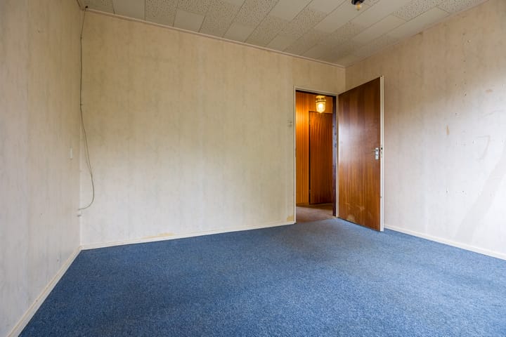 Photo 14 of Bloemenstraat 52