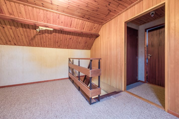 Photo 18 of Bloemenstraat 52