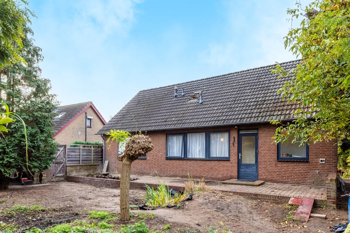 Photo 25 of Bloemenstraat 52