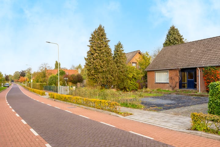 Photo 33 of Bloemenstraat 52