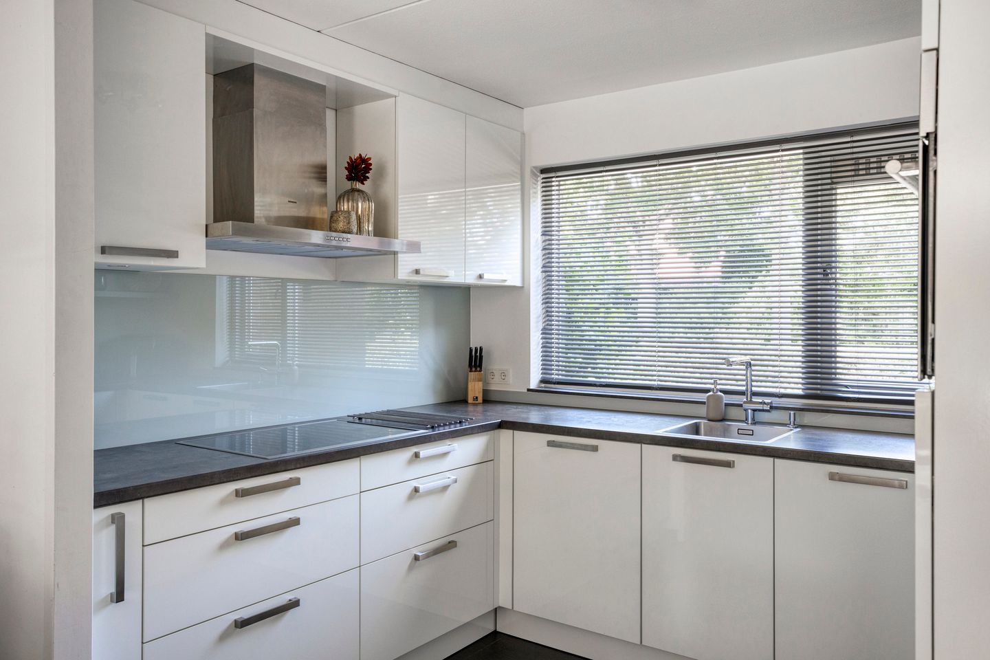 Photo 10 of Stuksbeemden 149