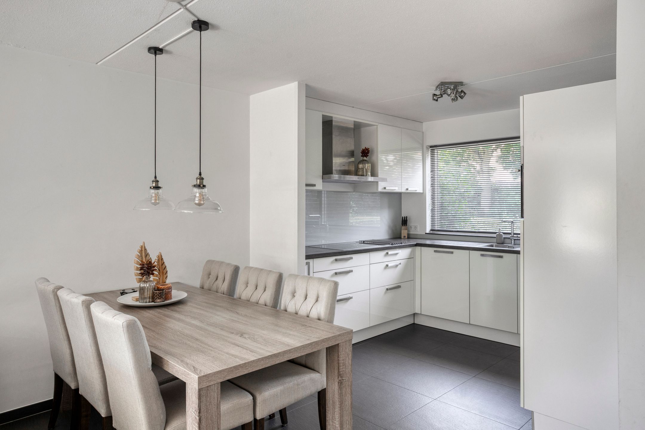 Photo 12 of Stuksbeemden 149