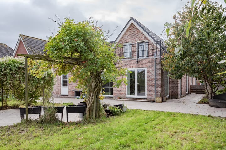 Foto 39 van Barnsteen 28