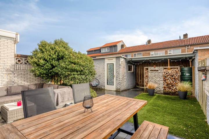 Foto 2 van Jan van Ruusbroeckstraat 45