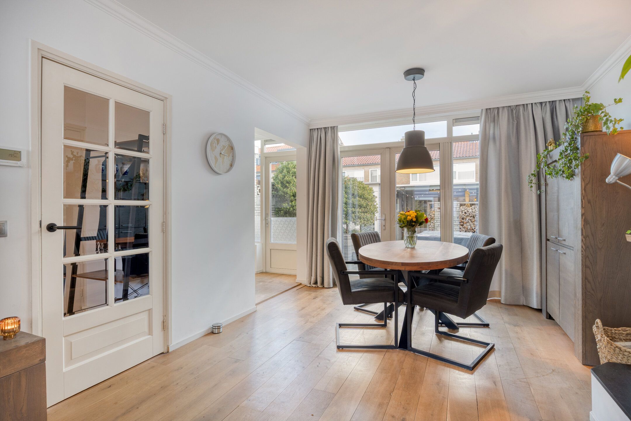 Foto 6 van Jan van Ruusbroeckstraat 45