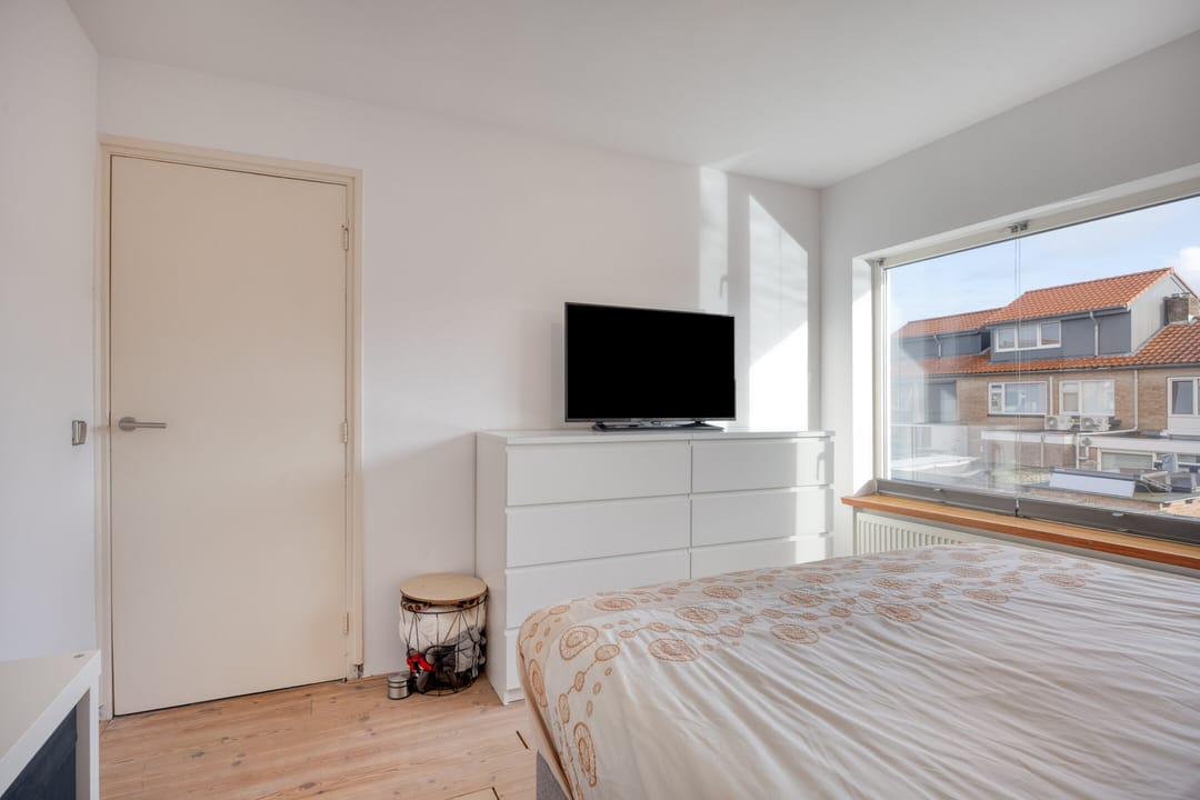 Foto 13 van Jan van Ruusbroeckstraat 45