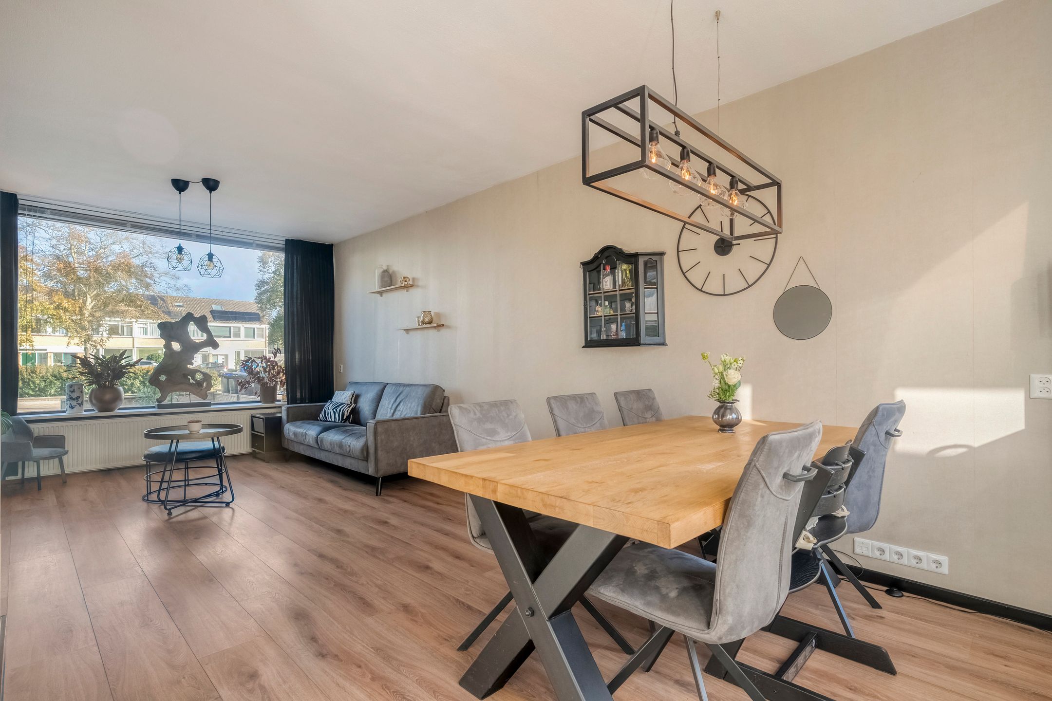 Photo 9 of Jan Vermeerstraat 17