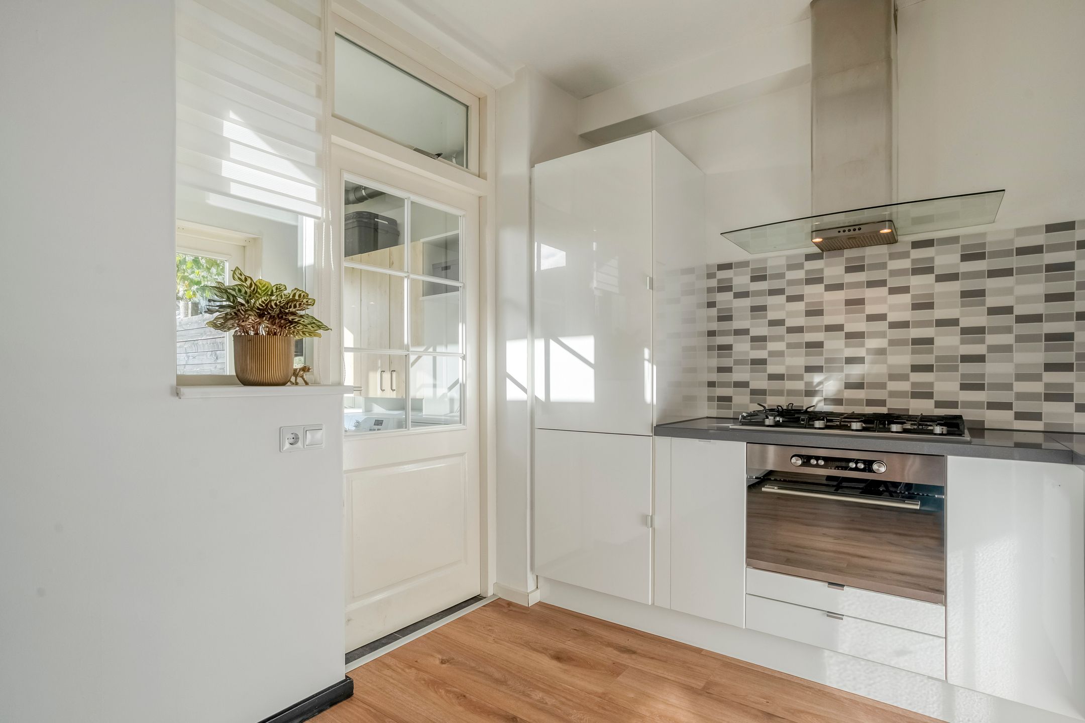 Photo 15 of Jan Vermeerstraat 17