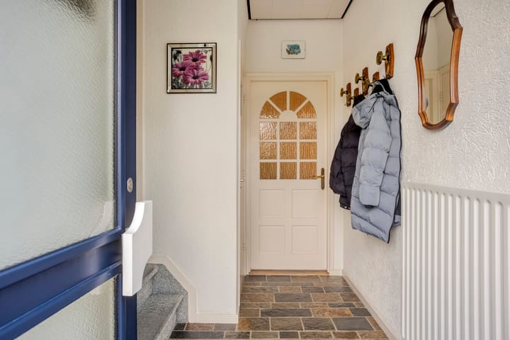 Photo 6 of Nassaustraat 26