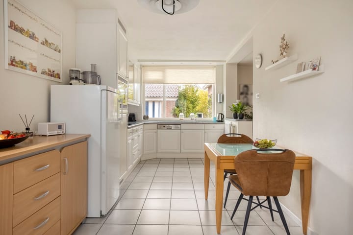 Photo 16 of Nassaustraat 26